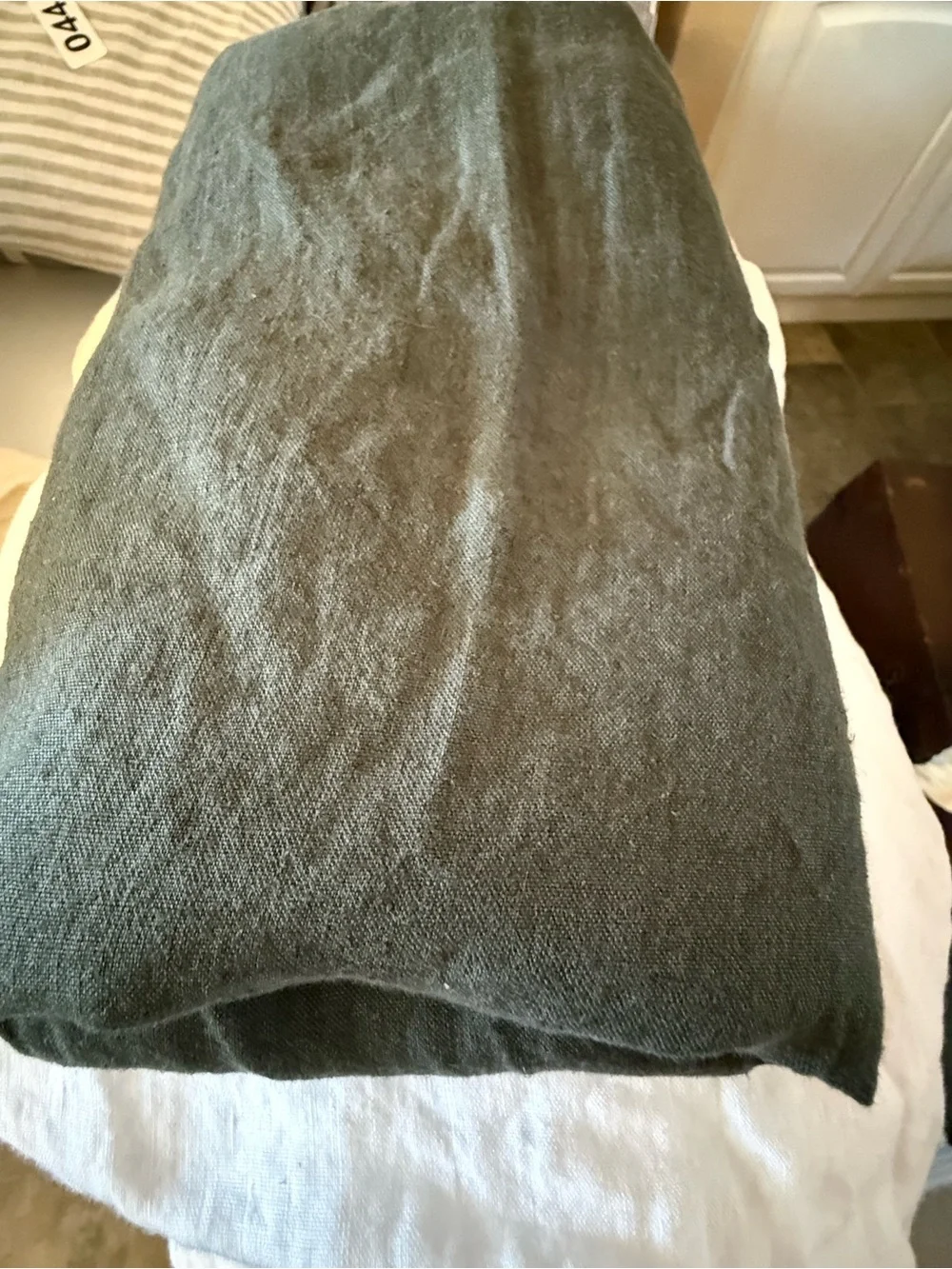 European Linen King Sheet Set - White with Pine Pillowcases - Retail $204